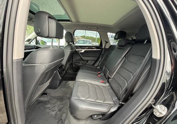Volkswagen Touareg cena 224900 przebieg: 122396, rok produkcji 2019 z Margonin małe 436